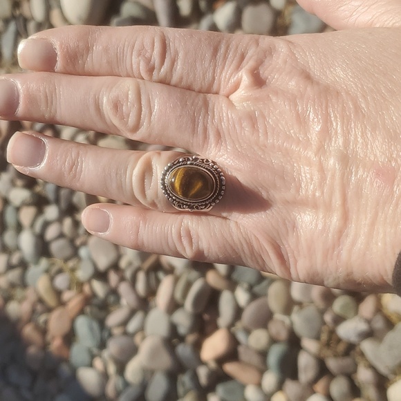 New Tiger Eye 925 Silver Ring. - Picture 8 of 16